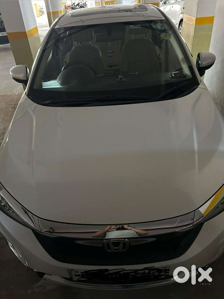 Honda City Zx 2023 Petrol Well Maintained