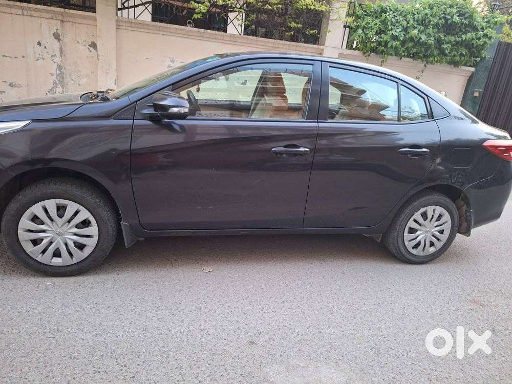 Toyota Yaris G Cvt, 2018, Petrol