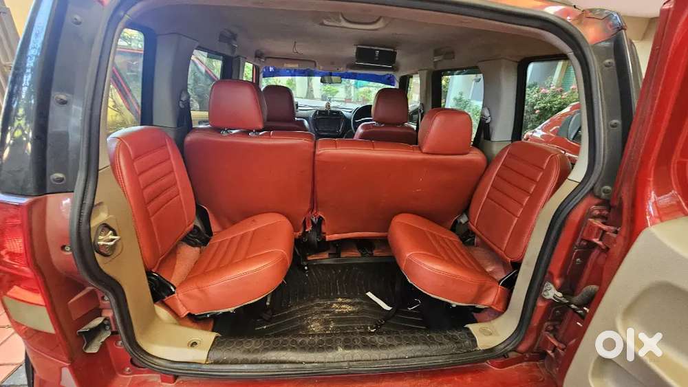 Mahindra Tuv 300 2017