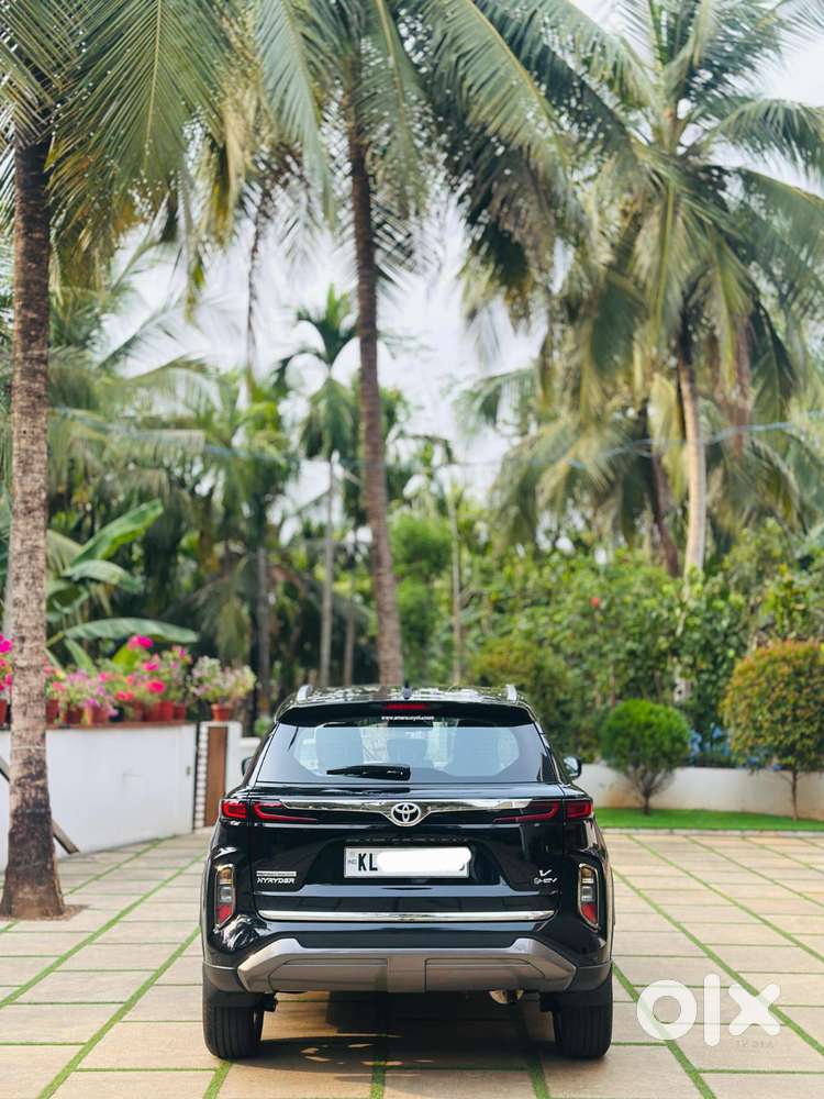 Toyota Urban Cruiser Hyryder 1.5 V Hybrid, 2025, Petrol