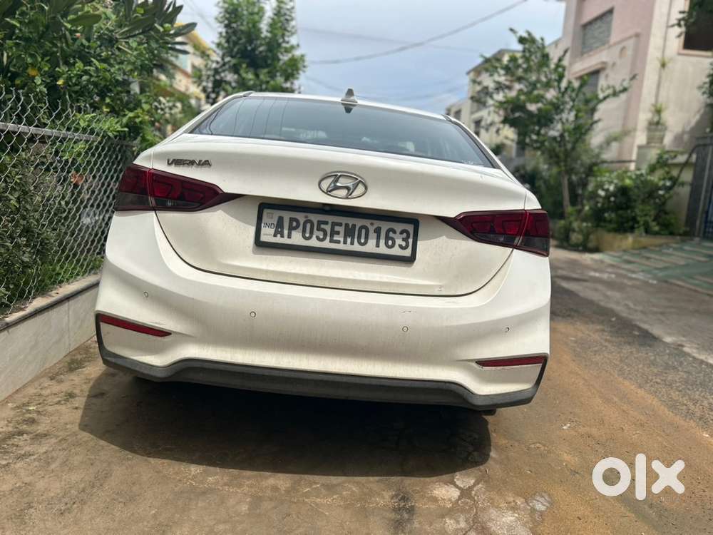 Hyundai Verna Petrol 2018