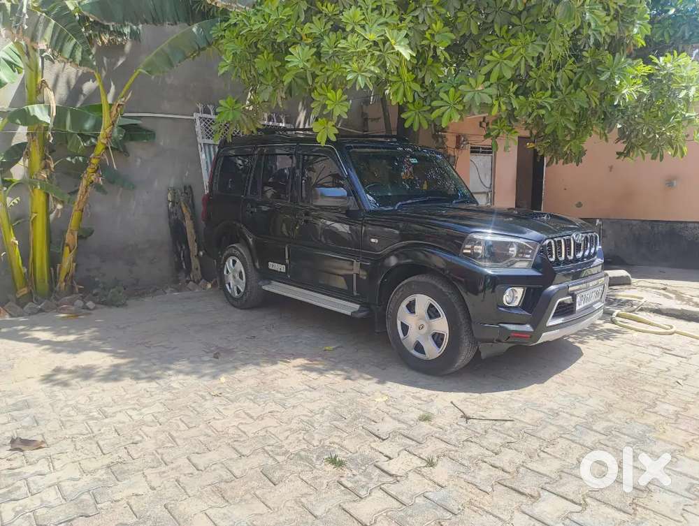 Mahindra Scorpio 2021 Diesel 76000 Km Driven