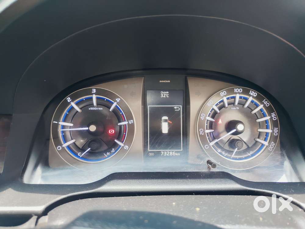 Toyota Innova Crysta 2.4 V 8 Str, 2022, Diesel