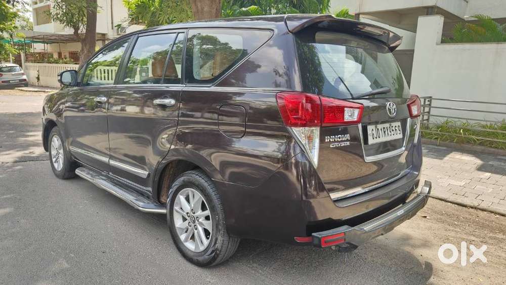 Toyota Innova Crysta 2.4 Gx Mt 8s, 2017, Diesel