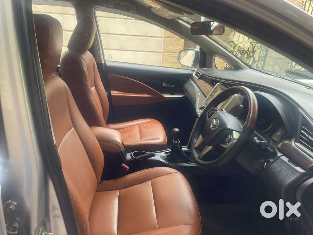 Toyota Innova Crysta [2020-ongoing] 2.4 Vx 7 Str, 2017, Diesel