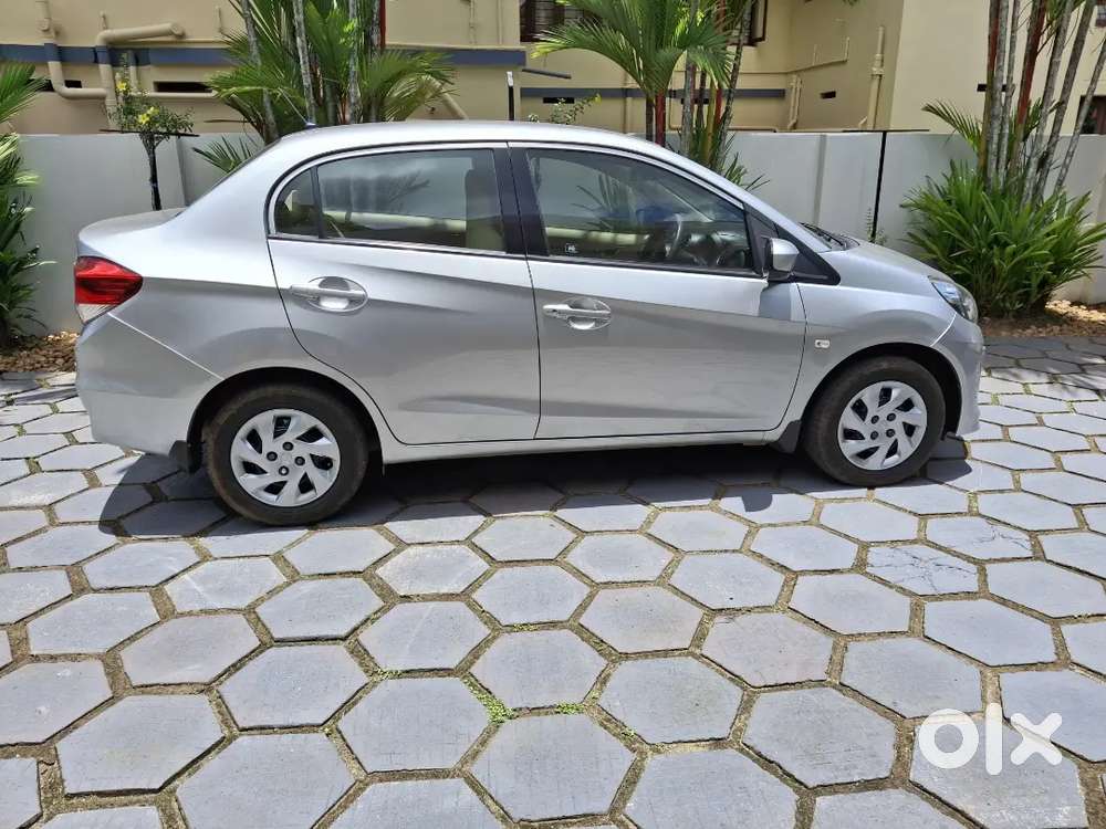 Honda Amaze 2015 Diesel Well Maintained