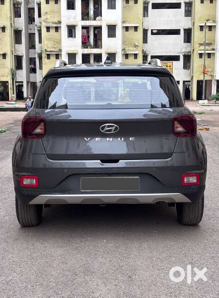 Hyundai Venue 1.2 S (o), 2021, Petrol