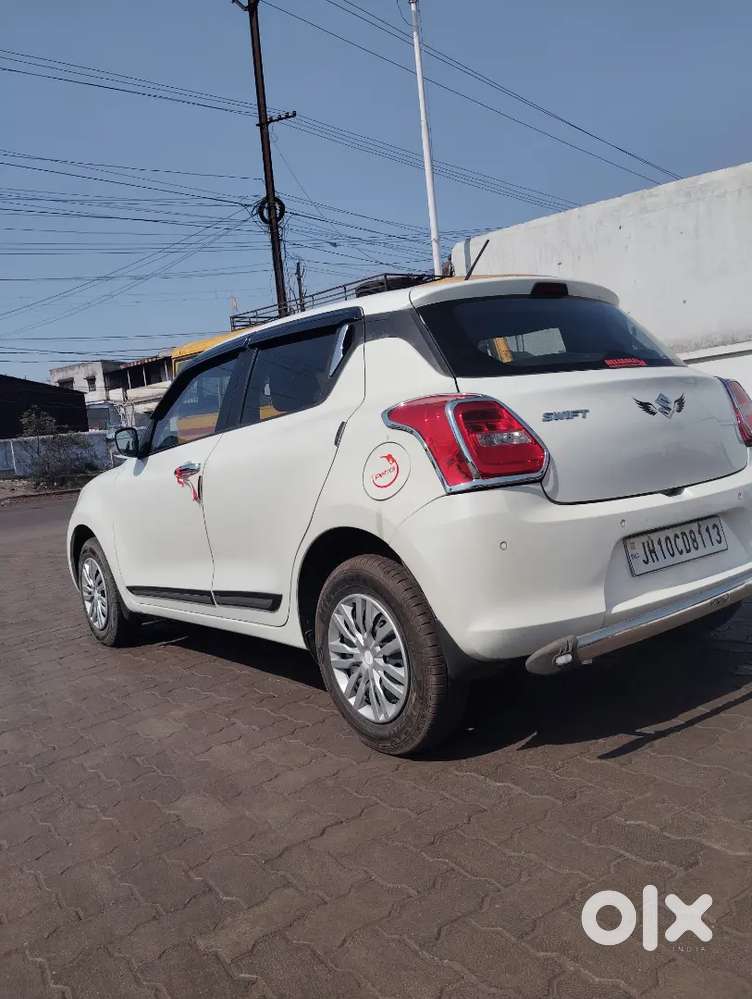 Maruti Suzuki Swift 2021 Petrol 32000 Km Driven