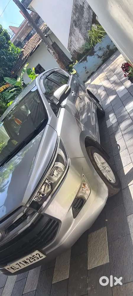 Toyota Innova Crysta 2017 Manual Diesel