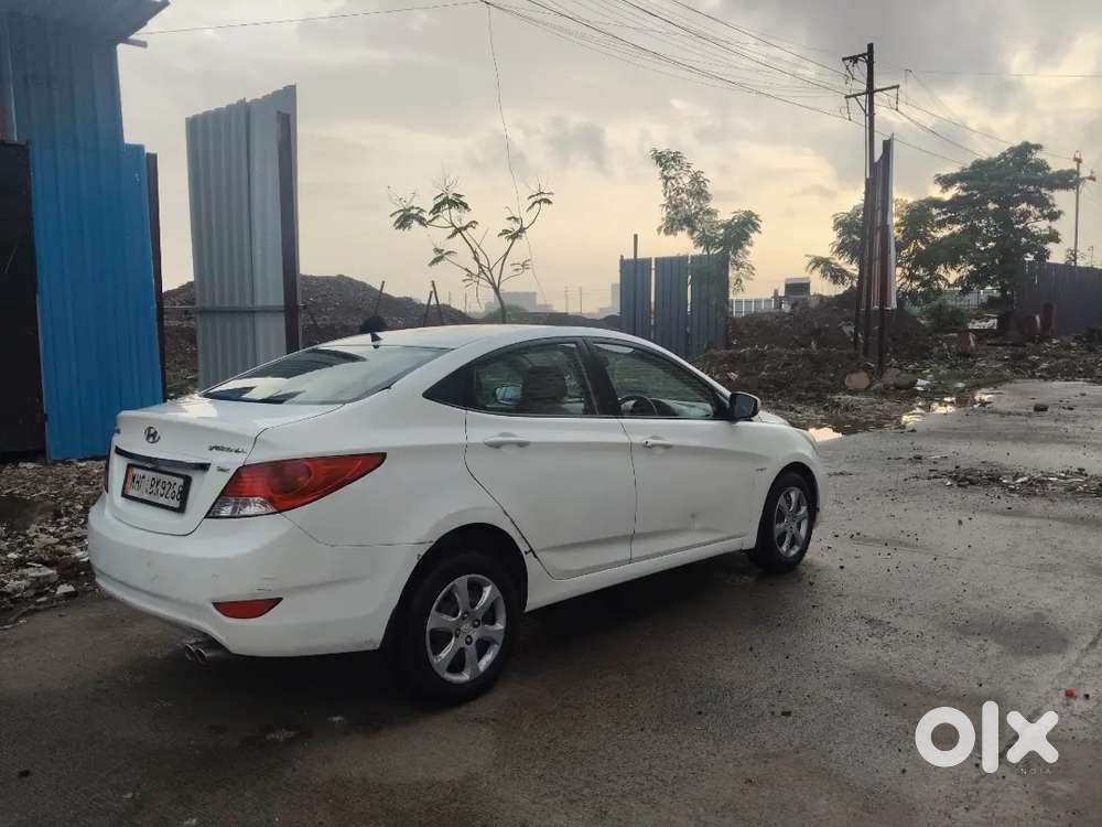 Hyundai Verna Petrol Sx 2014