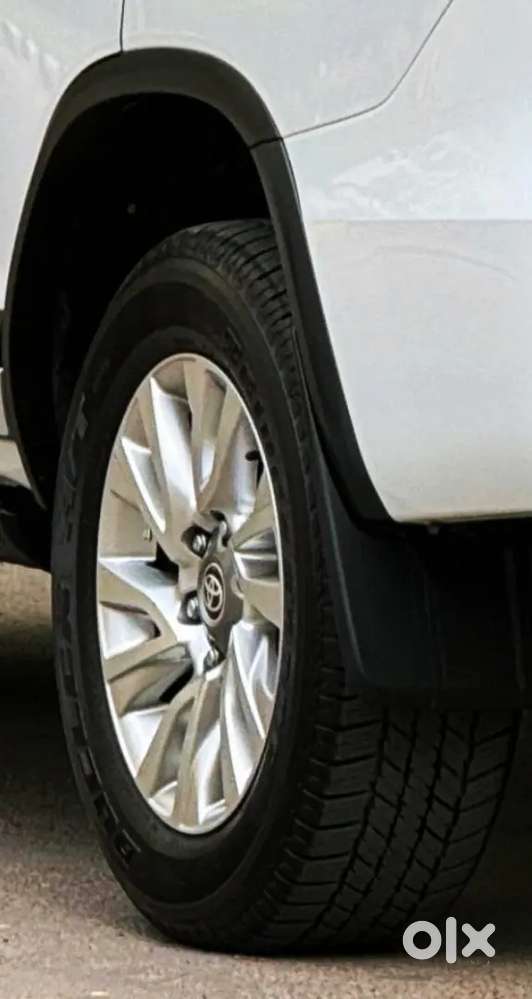 Toyota Fortuner Legender 2023 Diesel 15000 Km Driven