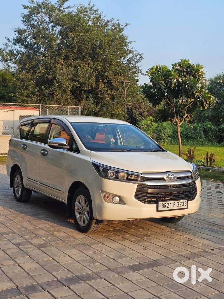 Toyota Innova Crysta 2.4 V, 2017, Diesel