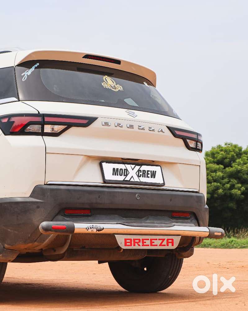 Maruti Suzuki Brezza Petrol + Cng 2024