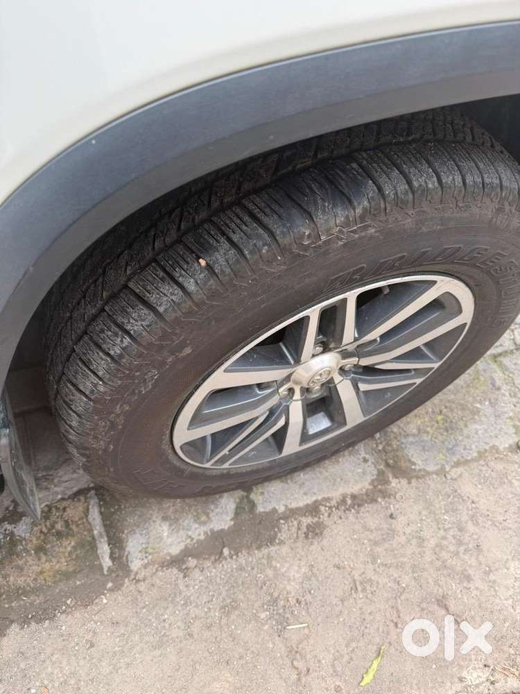 Toyota Fortuner 2016