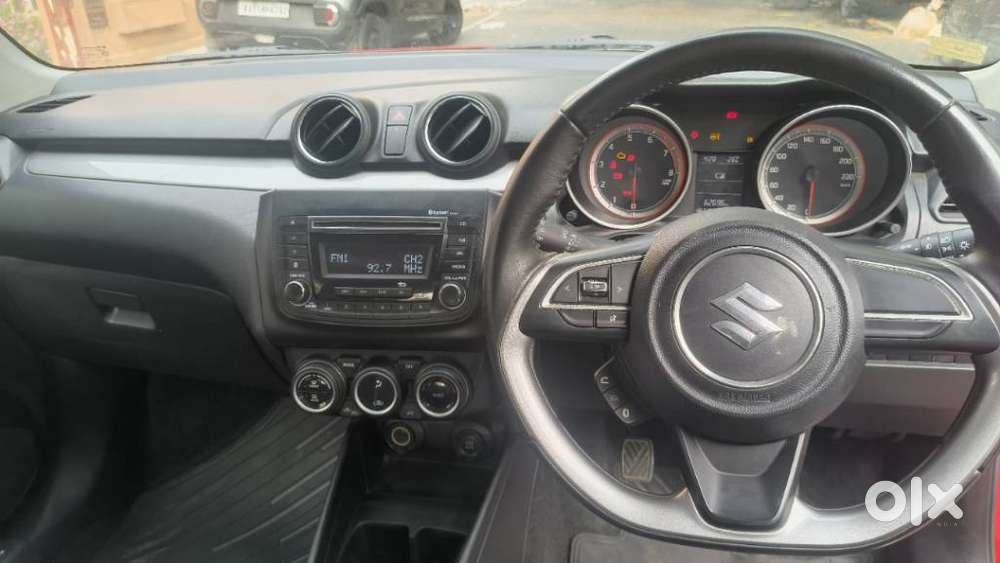 Maruti Suzuki Swift 1.3 Zxi, 2019, Petrol
