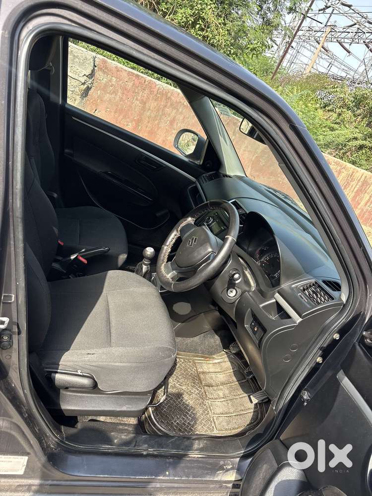 Maruti Suzuki Swift 1.3 Dlx, 2016, Petrol