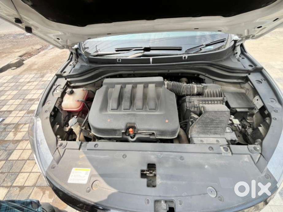 Mahindra Xuv700 2.0 Ax 5 Petrol At Str, 2022, Petrol