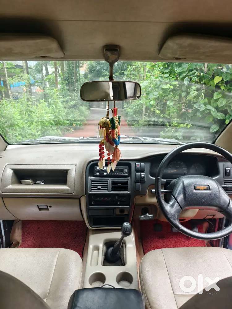 Chevrolet Tavera 2008 Car
