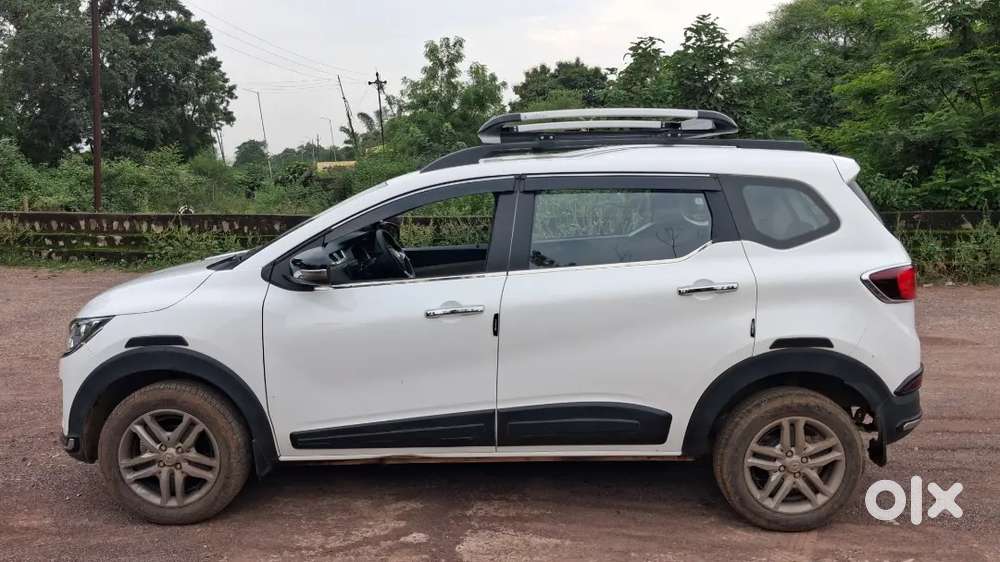 Renault Triber Rxz Easy-r Amt (2024)  Automatic  Petrol  1,200 Km