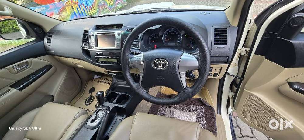 Toyota Fortuner 3.0 4x2 Automatic, 2015, Diesel