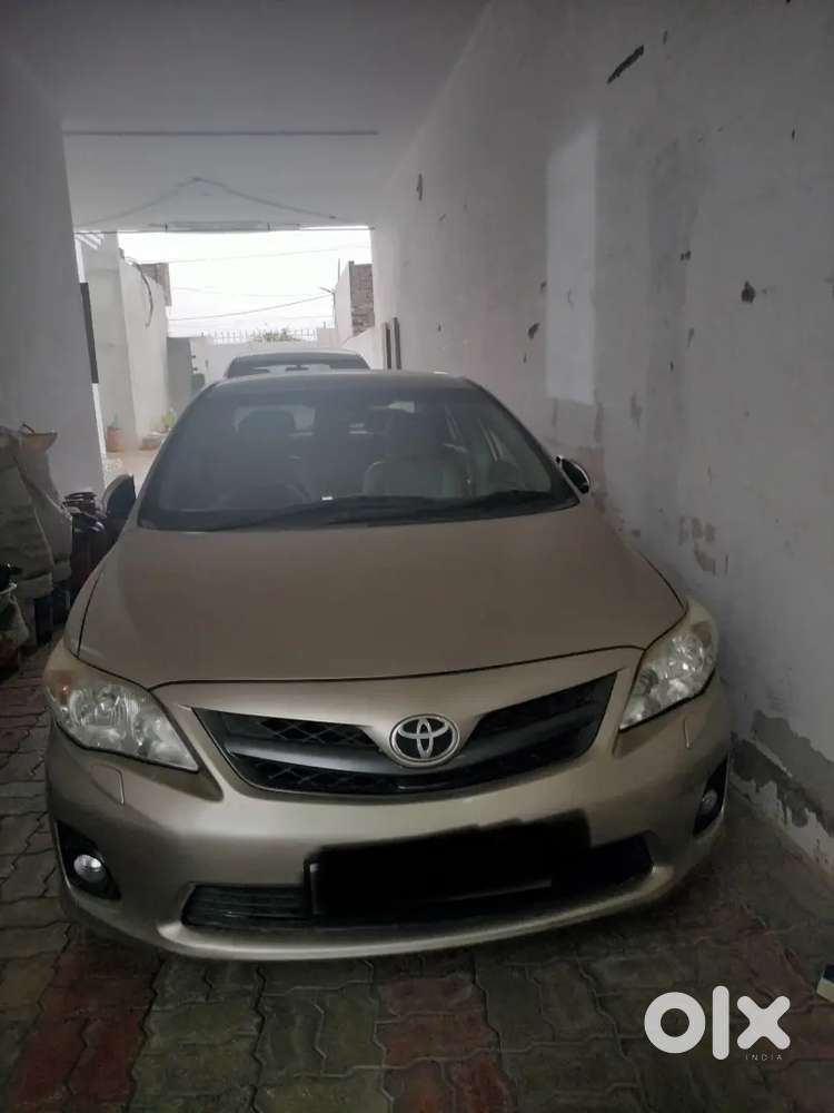 Toyota Corolla Altis 2012 Diesel Well Maintained