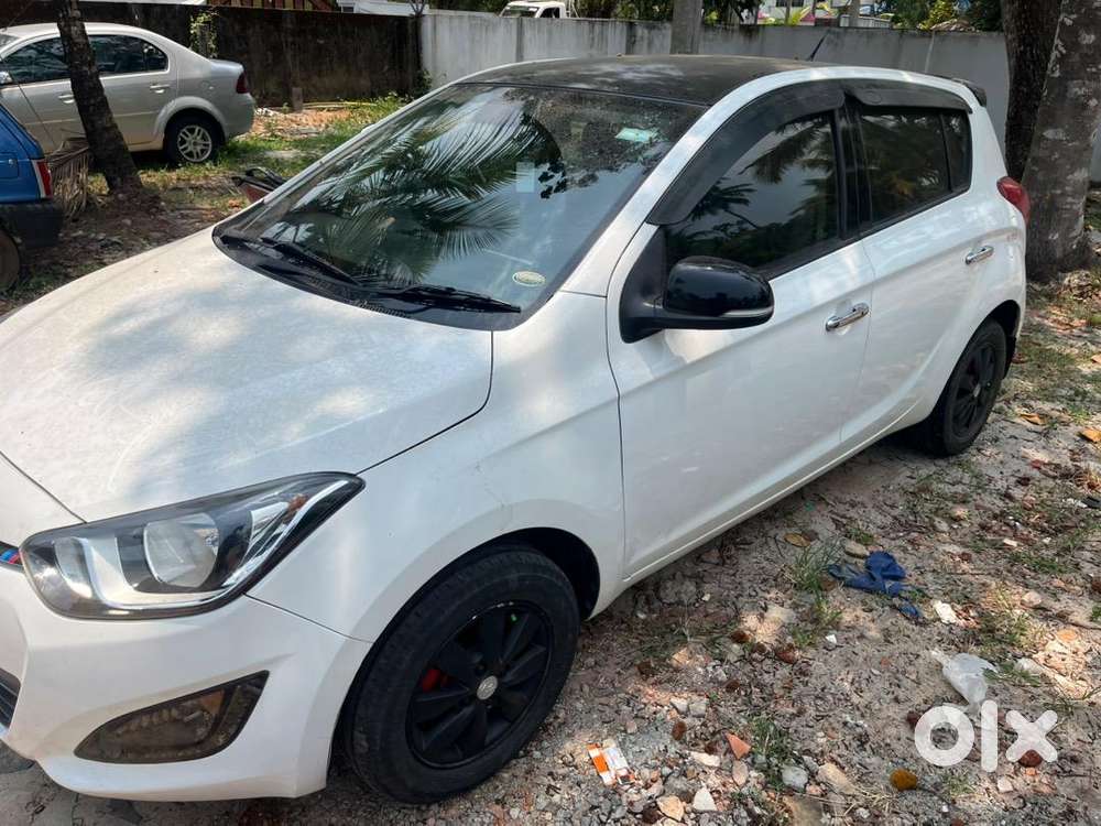 Hyundai I20 Asta Full Option 2013