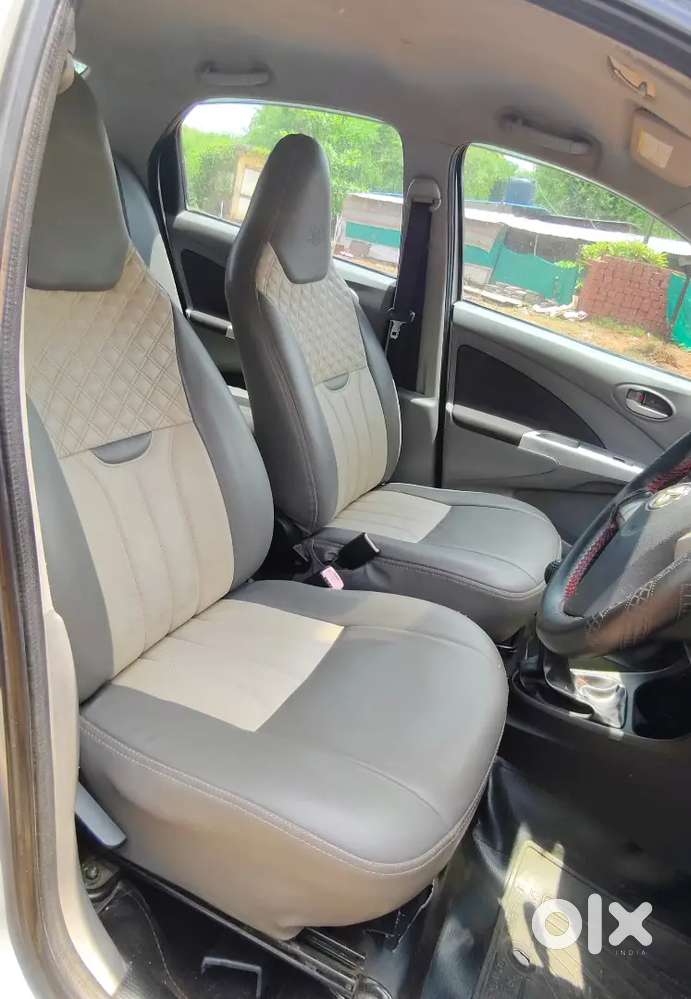 Toyota Etios (petrol)2011