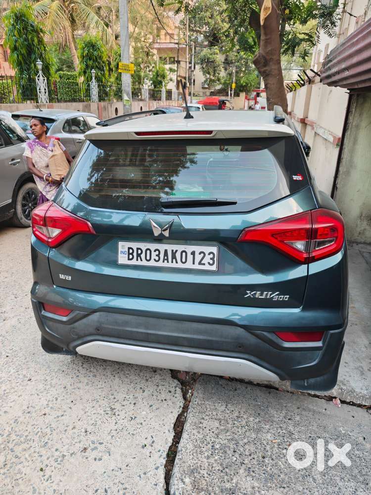 Mahindra Xuv300 W8 1.5 Diesel Dual Tone, 2023, Diesel