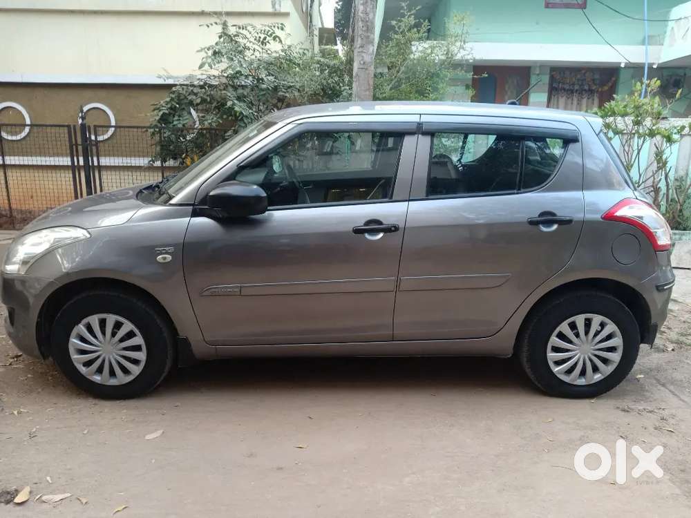 Maruti Suzuki Swift 2013 Diesel 94000 Km Driven