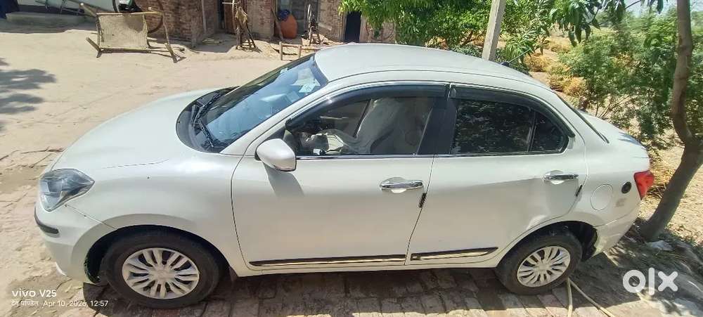 Maruti Suzuki Dzire 2024 Cng & Hybrids 41523 Km Driven