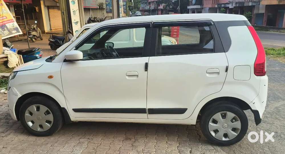 Maruti Suzuki Wagon R Flex Fuel 2022 Petrol 24700 Km Driven
