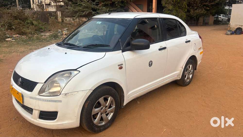 Maruti Suzuki Swift Dzire Tour Ldi, 2015, Diesel