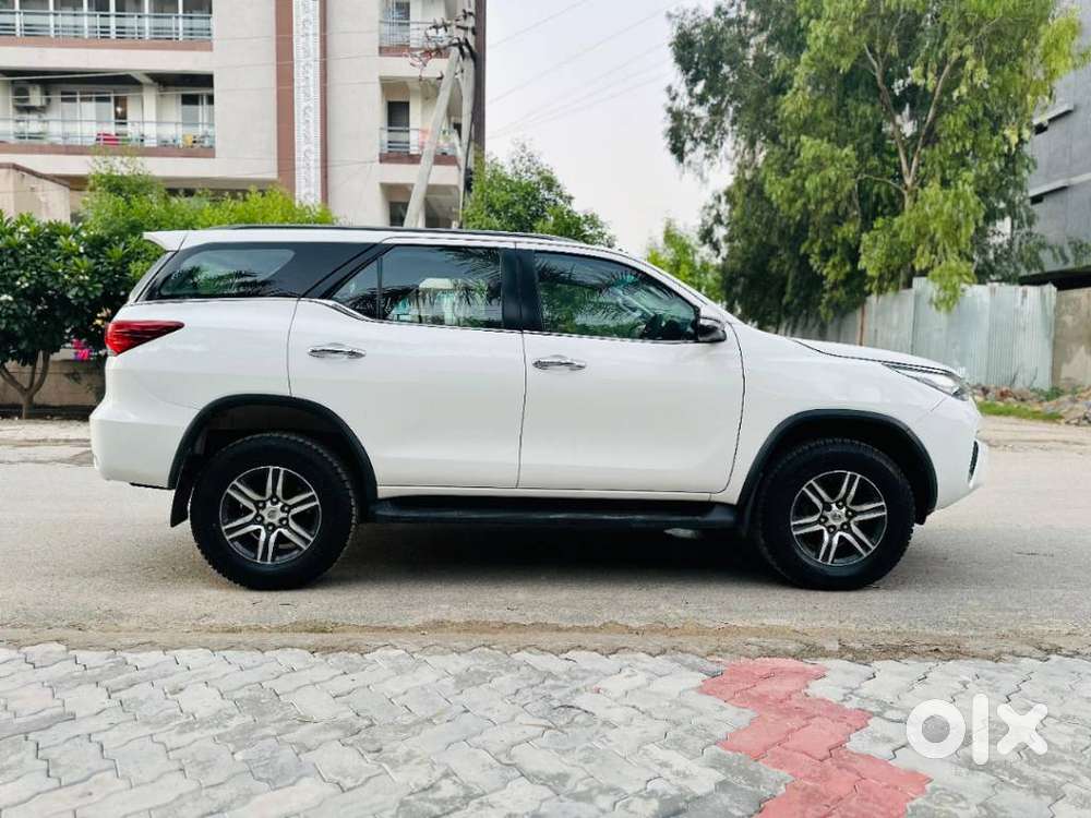 Toyota Fortuner 4x2 At 2.8 Diesel, 2019, Diesel
