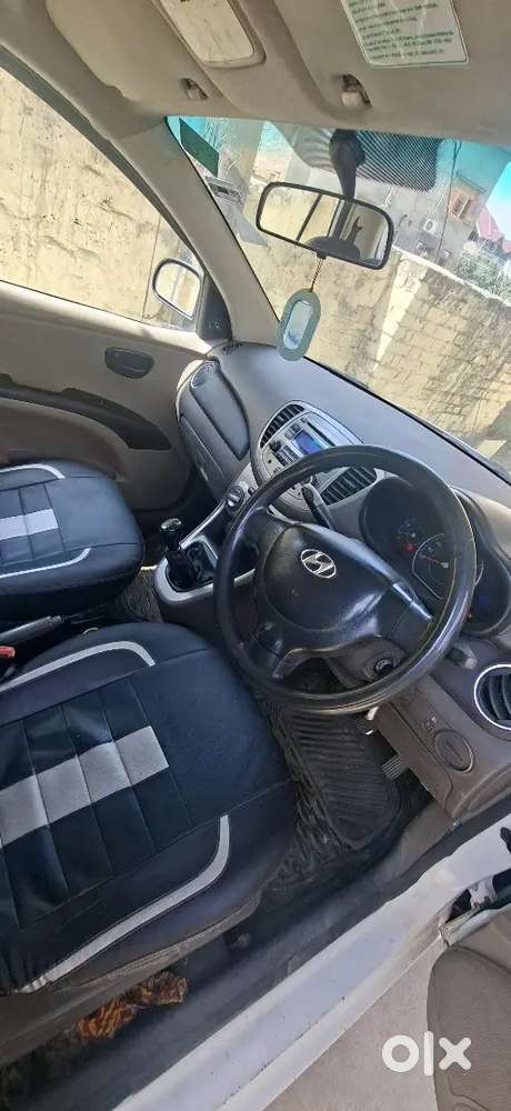 Hyundai I10 2012 Petrol 78000 Km Driven