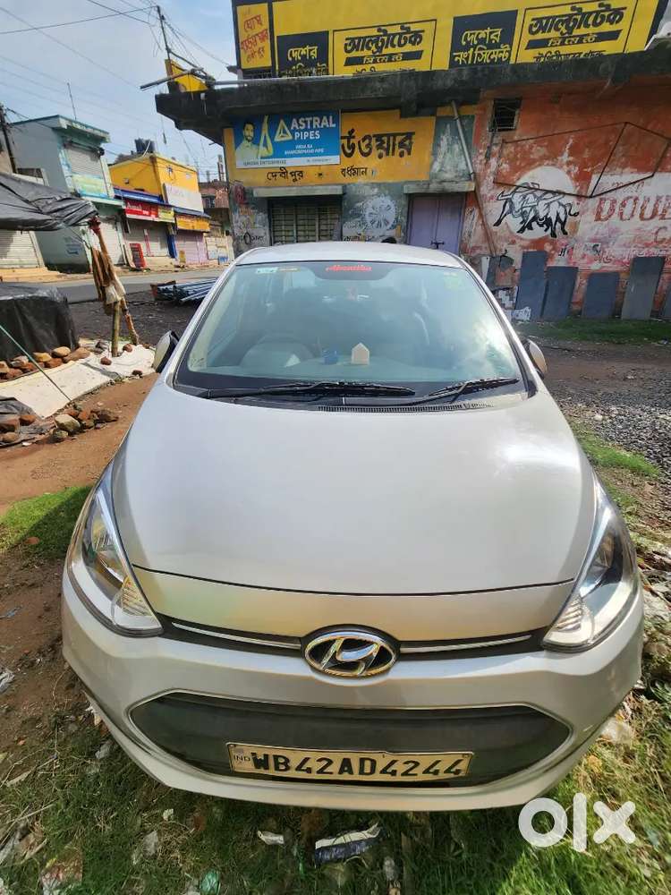 Hyundai Xcent Petrol 2015