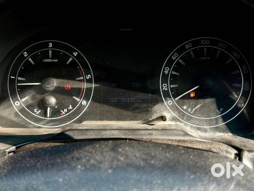 Toyota Innova Crysta 2.4 G Mt, 2017, Diesel