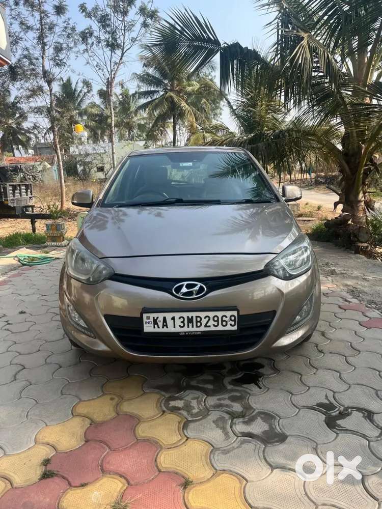 Hyundai I20 2013 Diesel 98000 Km Driven