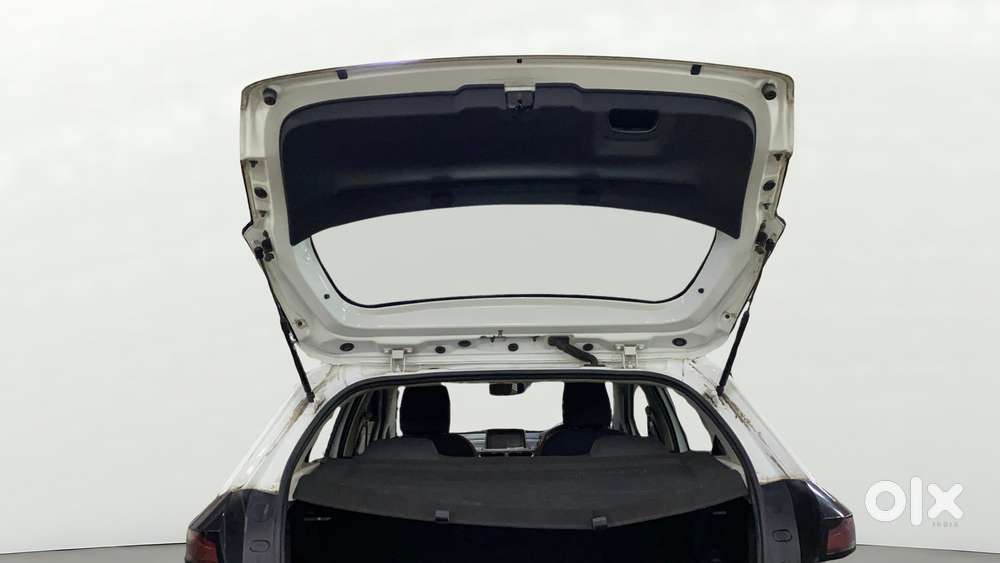 Tata Altroz 1.5 Xm Plus Diesel, 2022, Diesel