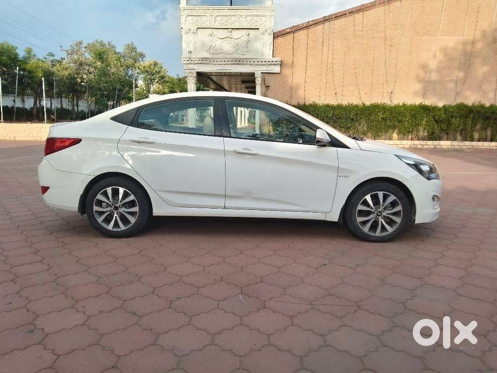 Hyundai Verna Vtvt 1.6 Sx, 2016, Petrol