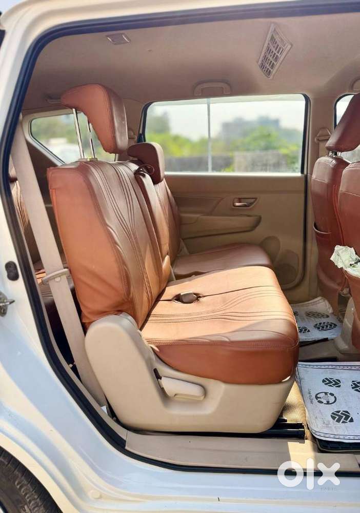 Maruti Suzuki Ertiga 1.5 Vxi, 2021, Petrol