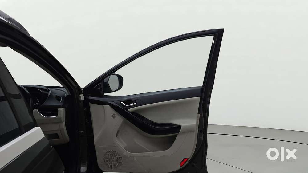 Tata Nexon 1.2 Revotron Xz Plus (l), 2023, Petrol