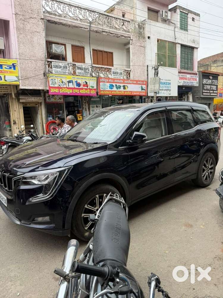 Mahindra Xuv700 2024 Diesel Well Maintained