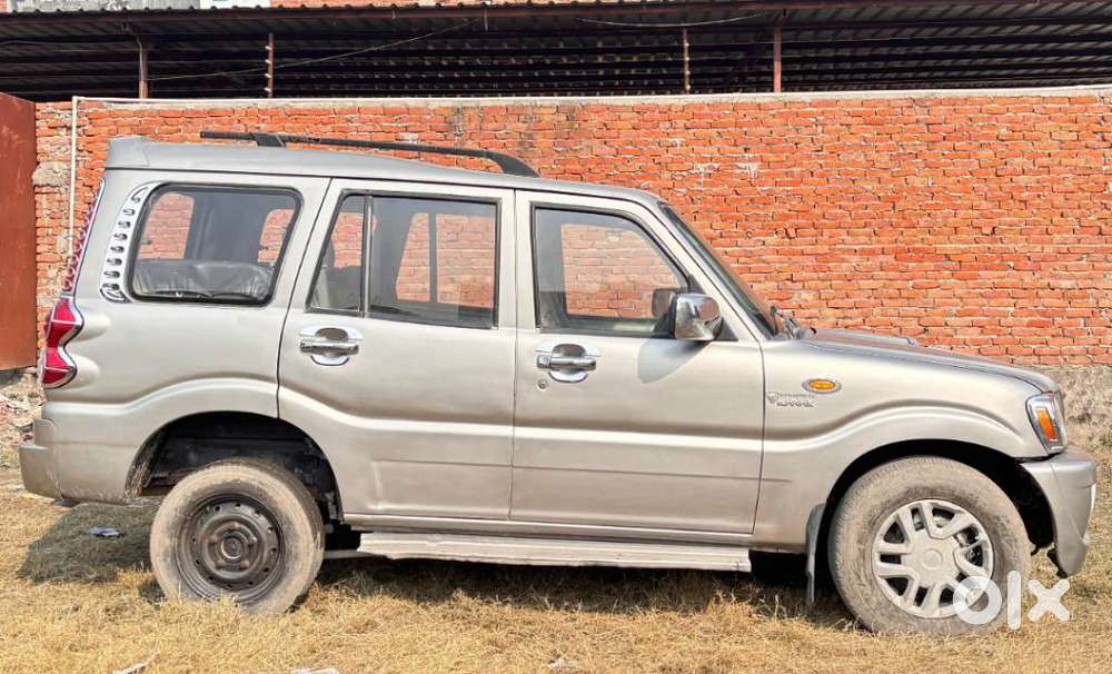 Mahindra Scorpio