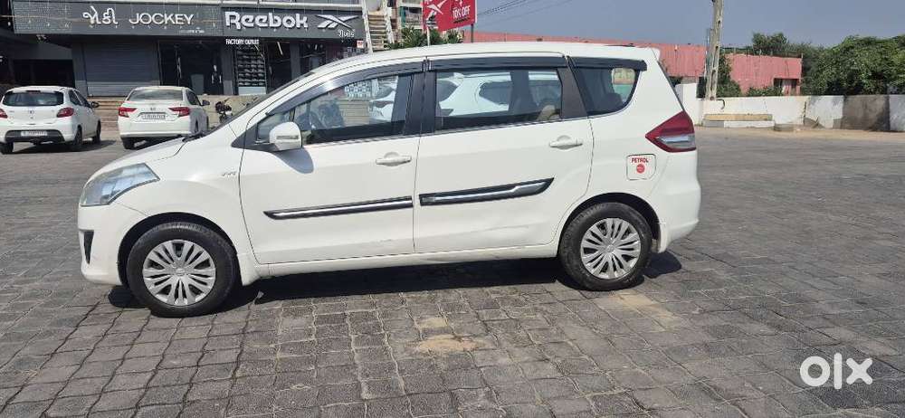 Maruti Suzuki Ertiga Vxi Abs Bs Iv, 2015, Petrol