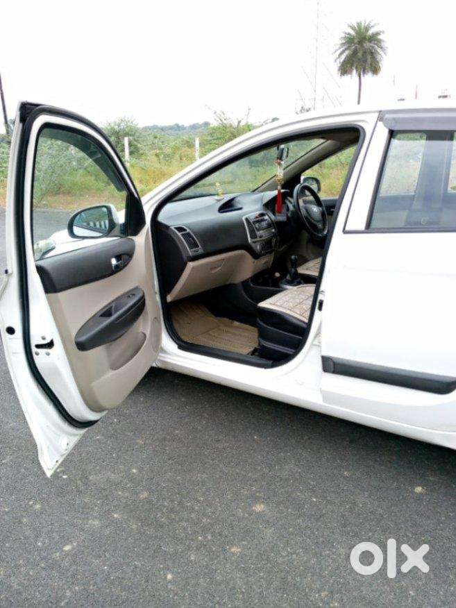 Hyundai I10 Magna O, 2013, Petrol