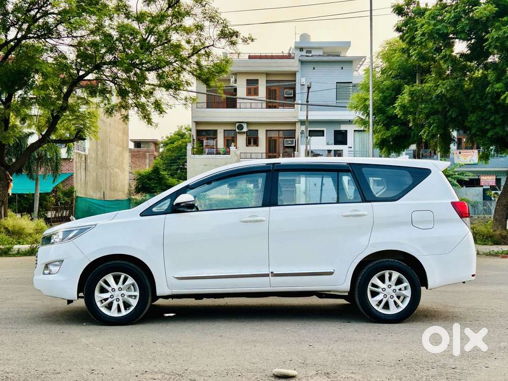 Toyota Innova Crysta [2020-ongoing] 2.4 Gx At 7 Str, 2020, Diesel