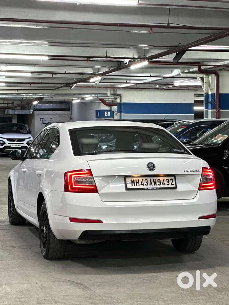 Skoda Octavia 2013-2017 Elegance 1.8 Tsi At, 2015, Petrol