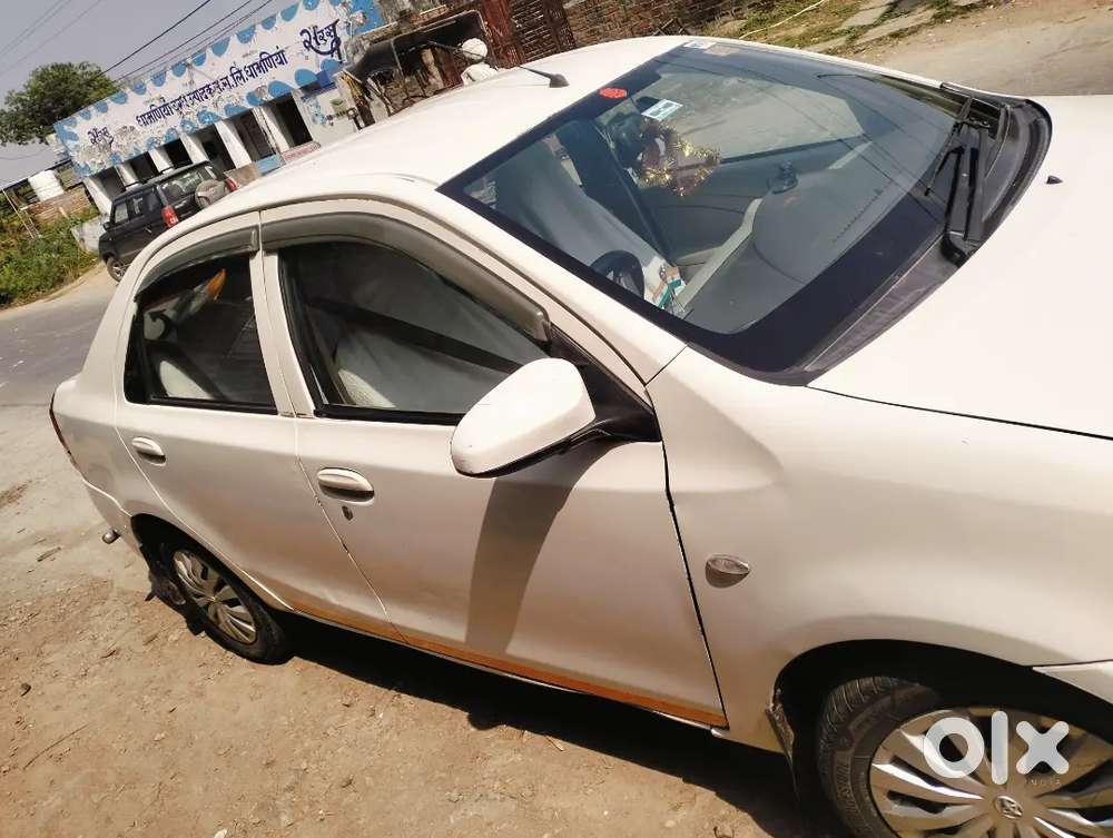 Toyota Etios 2015 Diesel 300000 Km Driven