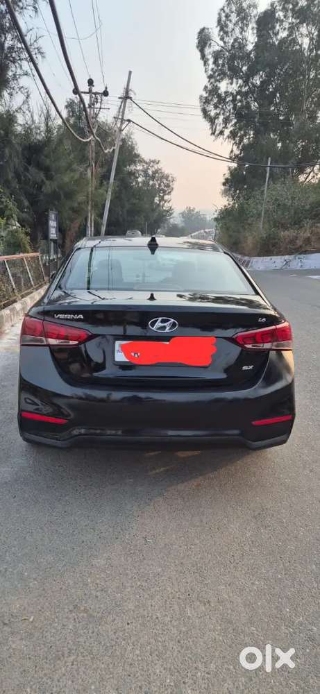 Hyundai New Verna 2019 Petrol 800000 Km Driven