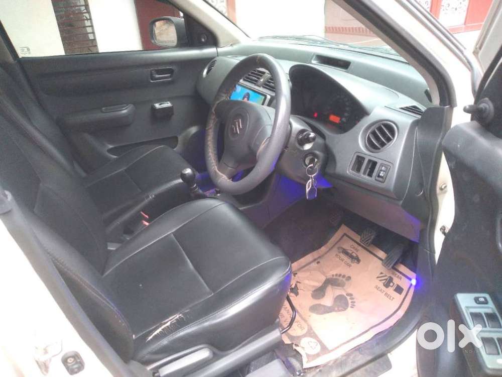 Maruti Suzuki Swift Lxi Bsiv, 2010, Diesel